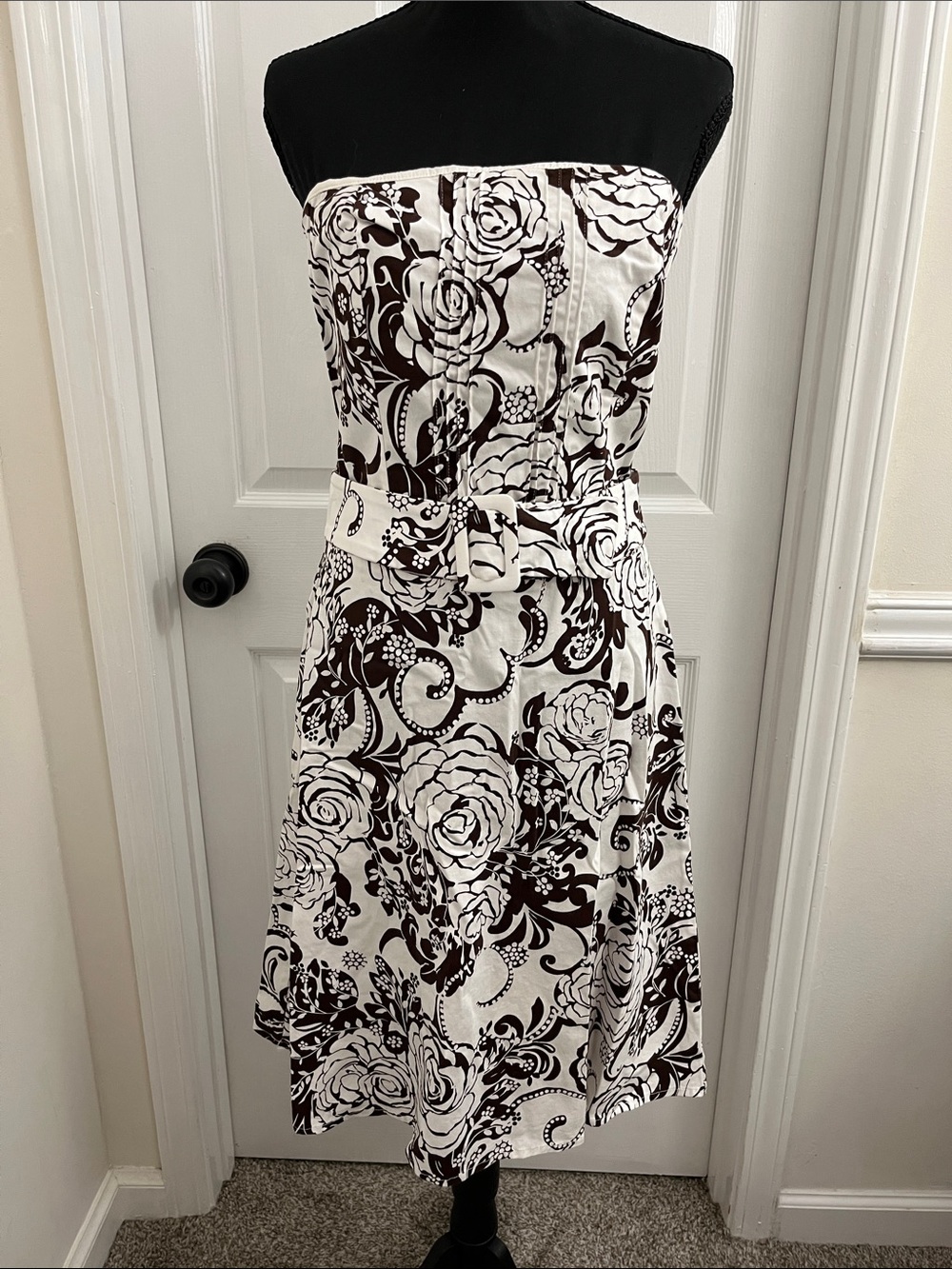 B. Smart Strapless Brown and White Floral Belted A-Line Dress